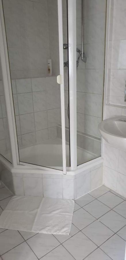 Hotel Kriftelerhof Экстерьер фото