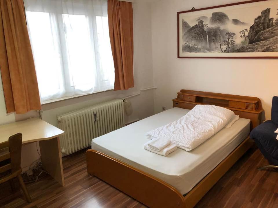 Hotel Kriftelerhof Номер фото